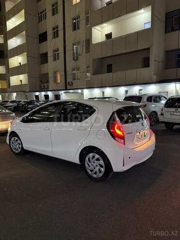 Toyota Aqua 2019, 98,000 km - 1.5 l - Bakı