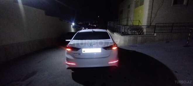 Hyundai Elantra 2018, 94,951 km - 2.0 l - Bakı