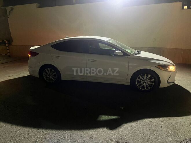 Hyundai Elantra 2018, 94,951 km - 2.0 l - Bakı