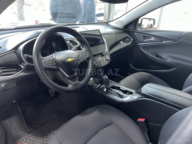 Chevrolet Malibu-11