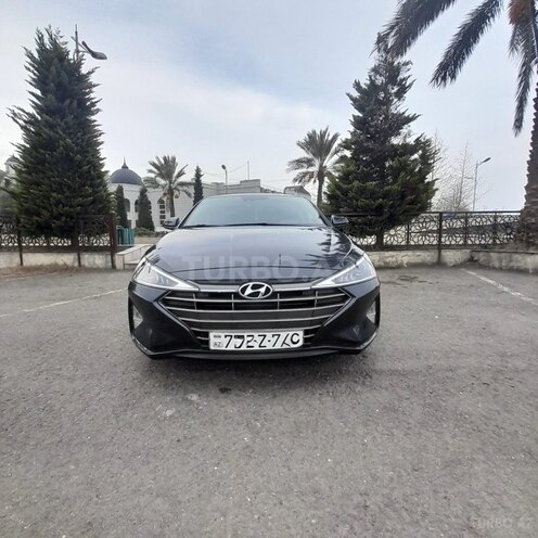 Hyundai Elantra 2020, 59,642 km - 2.0 l - Astara
