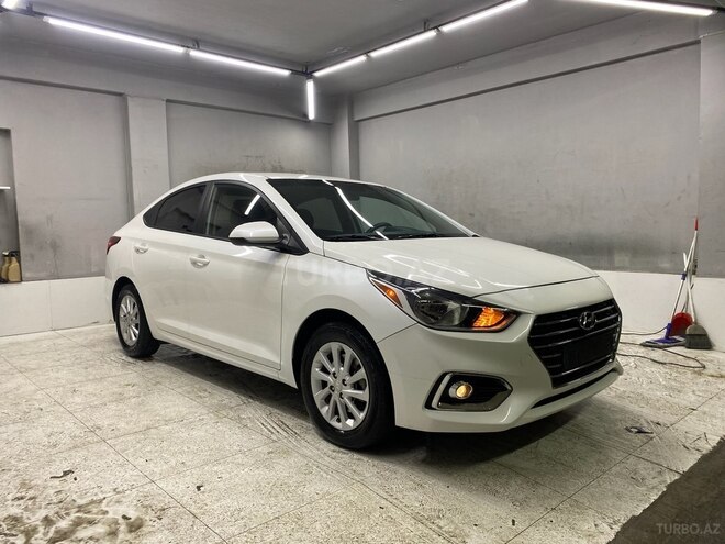 Hyundai Accent 2018, 120,220 km - 1.6 л - Bakı