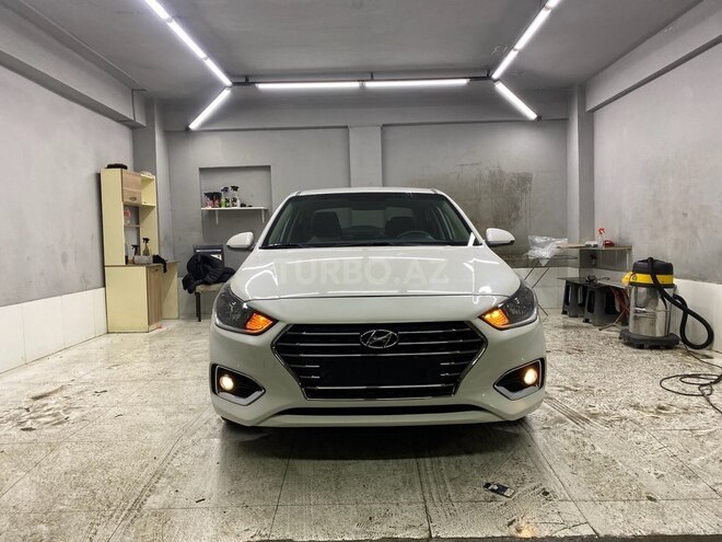 Hyundai Accent 2018, 120,220 km - 1.6 л - Bakı