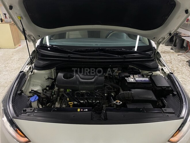 Hyundai Accent 2018, 120,220 km - 1.6 л - Bakı