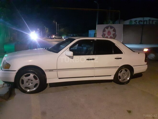 Mercedes C 180 1993, 324,491 km - 1.8 л - Bakı