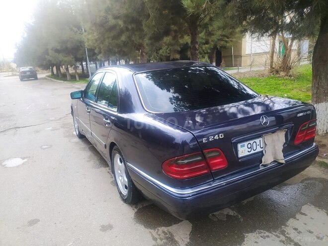 Mercedes E 240 1998, 341,000 km - 2.4 l - Şirvan