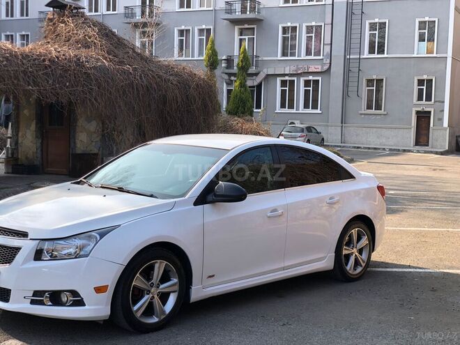 Chevrolet Cruze 2014, 242,357 km - 1.4 l - Gəncə