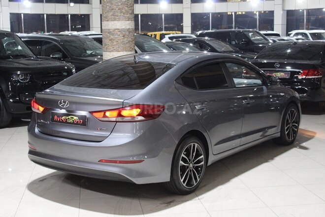 Hyundai Avante-6