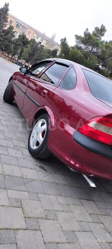Opel Vectra 1998, 300,000 km - 1.6 l - Sumqayıt