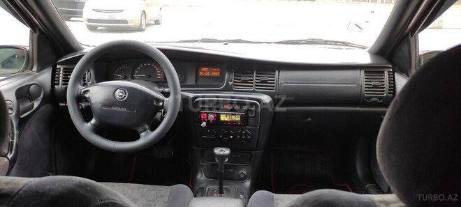 Opel Vectra 1998, 300,000 km - 1.6 l - Sumqayıt