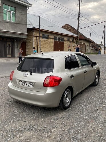 Toyota Auris 2008, 223,455 km - 1.4 l - Şəki