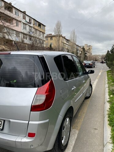 Renault Scenic-2