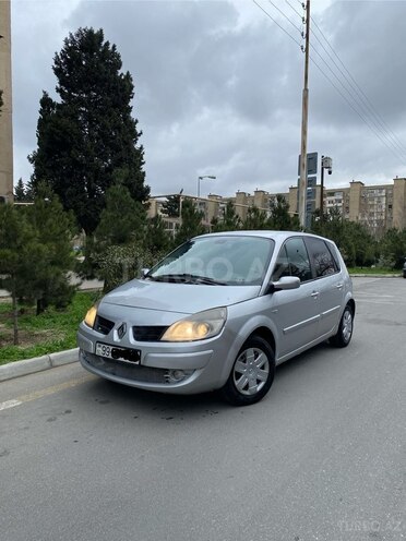 Renault Scenic-1