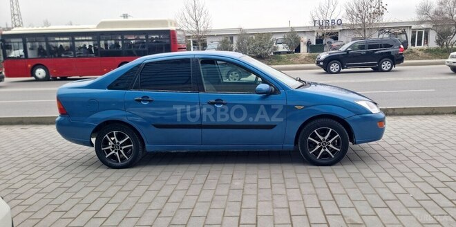 Ford Focus 2001, 230,000 km - 1.6 l - Bakı