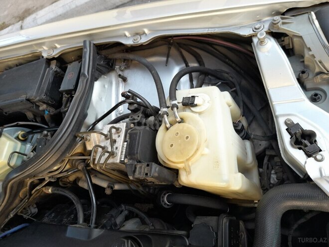 Mercedes E 240 1999, 295,000 km - 2.4 л - Gəncə