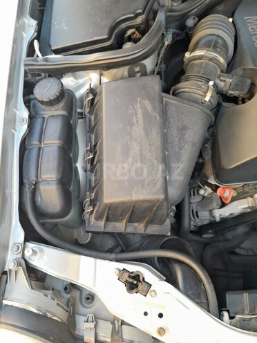 Mercedes E 240 1999, 295,000 km - 2.4 л - Gəncə