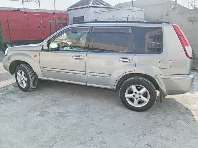 Nissan X-Trail 2002, 223,388 km - 2.0 l - Sabirabad