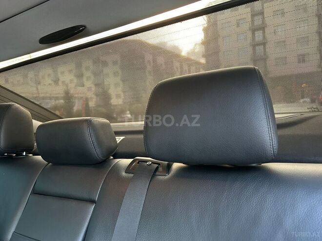 Mercedes E 350 d 2011, 299,500 km - 3.0 l - Bakı