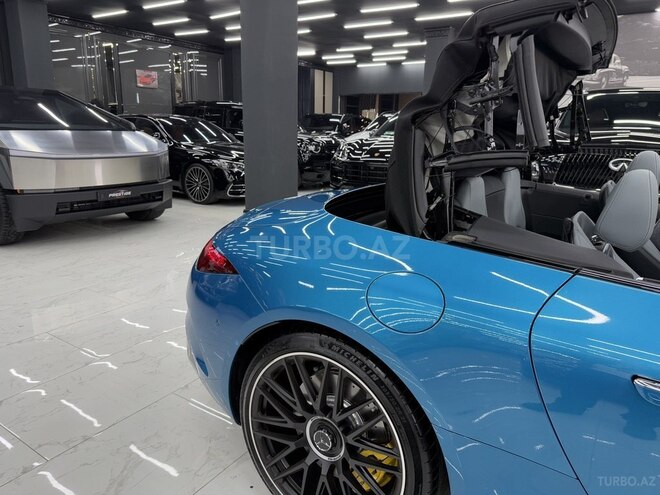 Mercedes SL 55 4MATIC+-22