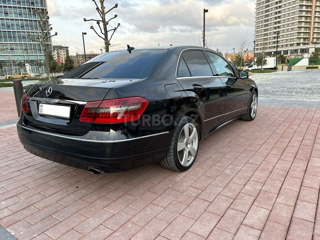 Mercedes E 350 d 2011, 299,500 km - 3.0 l - Bakı