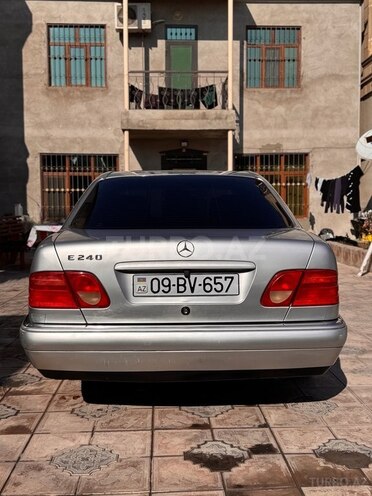 Mercedes E 240 1999, 340,000 km - 2.4 л - Bakı