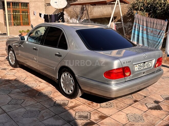 Mercedes E 240 1999, 340,000 km - 2.4 л - Bakı