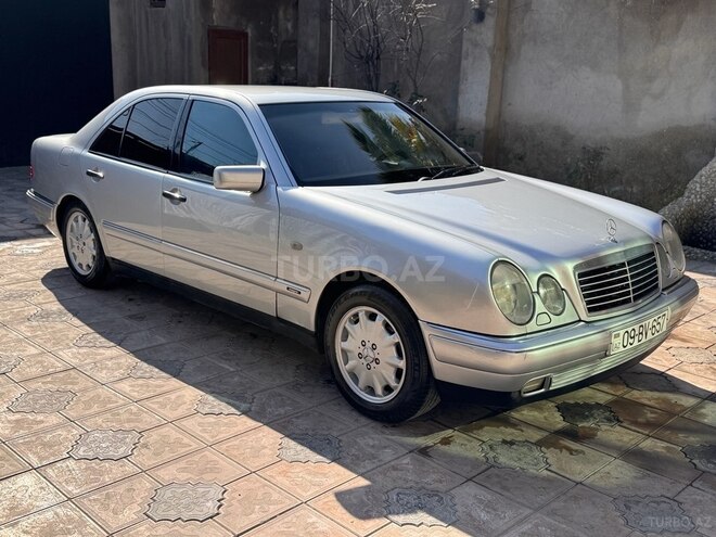 Mercedes E 240 1999, 340,000 km - 2.4 л - Bakı