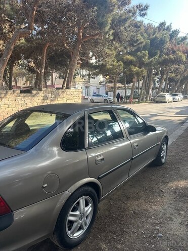 Opel Vectra 1996, 364,000 km - 2.0 l - Bakı