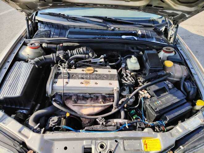Opel Vectra 1998, 284,373 km - 2.0 l - Sumqayıt