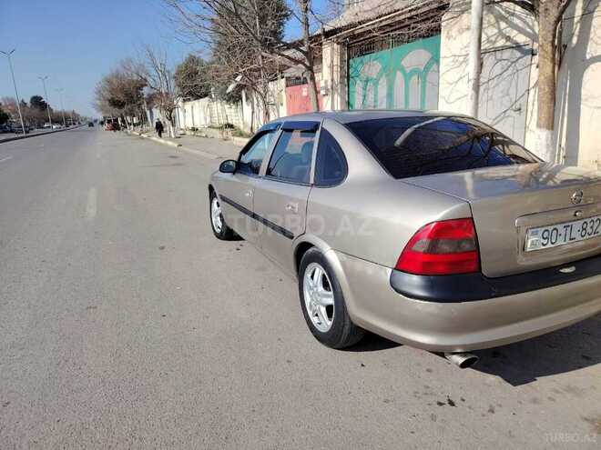 Opel Vectra 1998, 284,373 km - 2.0 l - Sumqayıt