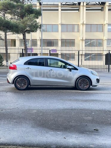 Kia Rio 2012, 270,370 km - 1.1 л - Sumqayıt
