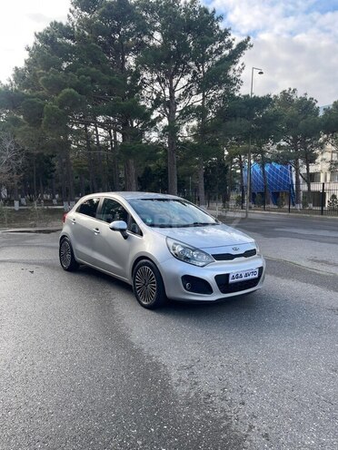 Kia Rio 2012, 270,370 km - 1.1 л - Sumqayıt