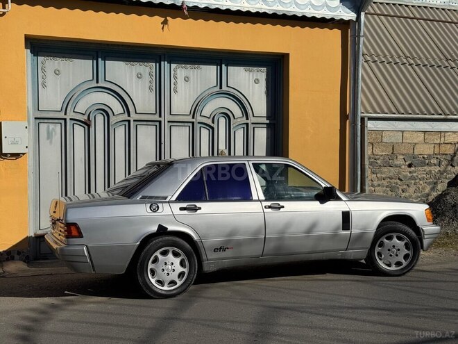 Mercedes E 200 1990, 200,000 km - 2.0 l - Goranboy