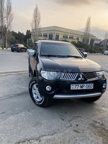 Mitsubishi L200 2008, 409,333 km - 2.5 л - Bakı