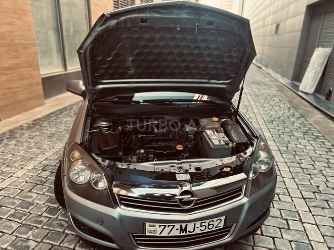Opel Astra 2009, 327,000 km - 1.4 l - Bakı