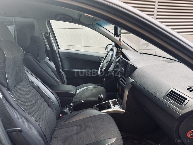 Opel Astra 2009, 327,000 km - 1.4 l - Bakı