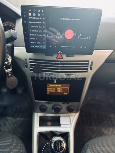 Opel Astra 2009, 327,000 km - 1.4 l - Bakı