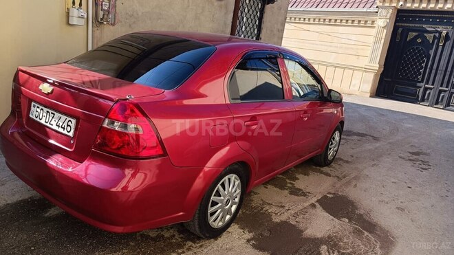 Chevrolet Aveo-7