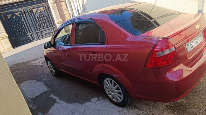 Chevrolet Aveo-5