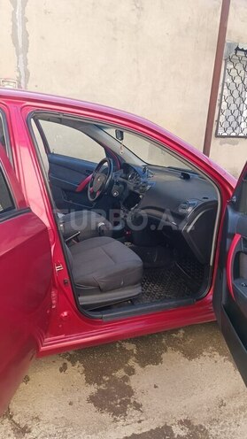 Chevrolet Aveo-4
