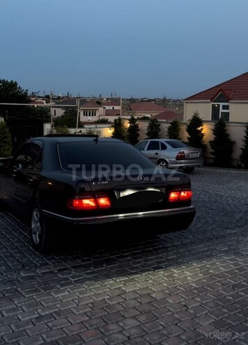 Mercedes E 280 1998, 611,000 km - 2.8 l - Bakı