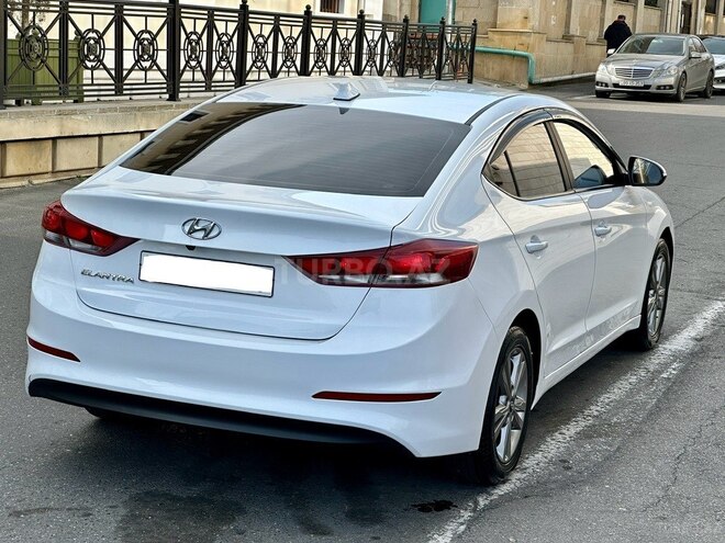 Hyundai Avante 2015, 198,000 km - 1.6 l - Bakı