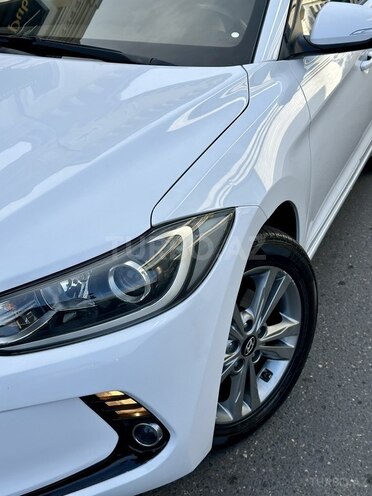 Hyundai Avante 2015, 198,000 km - 1.6 l - Bakı