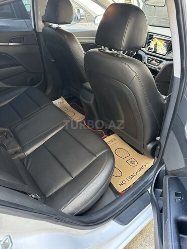 Hyundai Avante 2015, 198,000 km - 1.6 l - Bakı