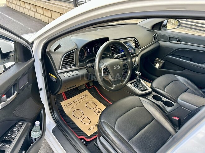 Hyundai Avante 2015, 198,000 km - 1.6 l - Bakı
