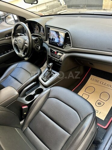 Hyundai Avante 2015, 198,000 km - 1.6 l - Bakı