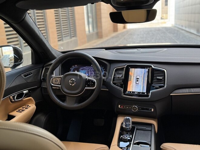 Volvo XC90-17