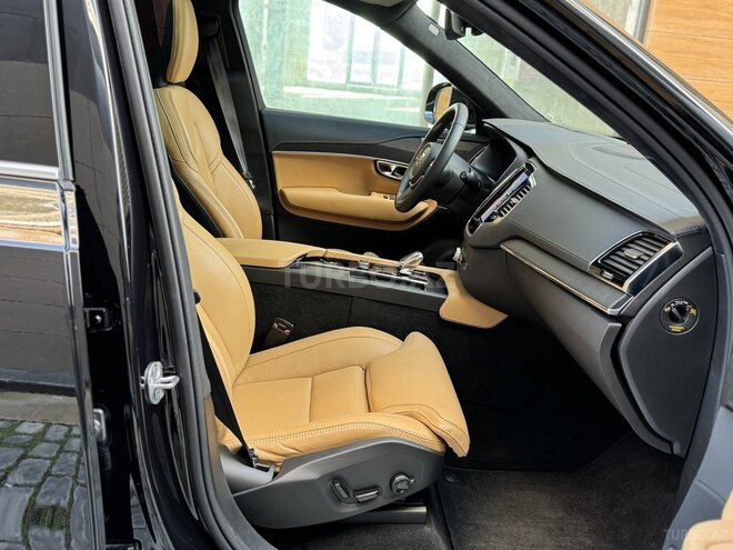 Volvo XC90-15