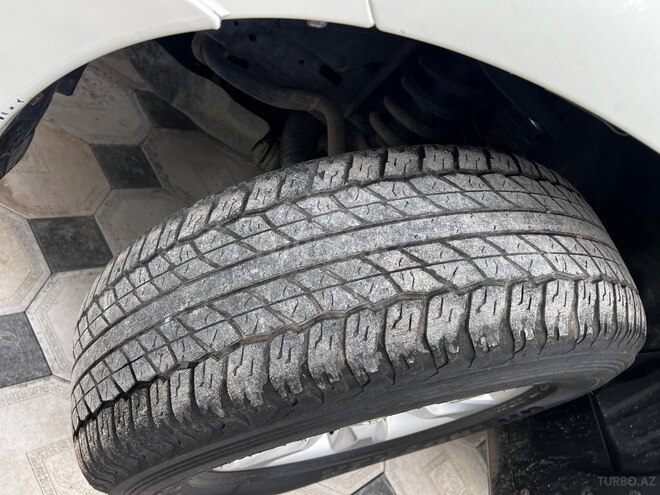 Toyota Land Cruiser Prado 2013, 124,000 km - 2.7 l - Astara