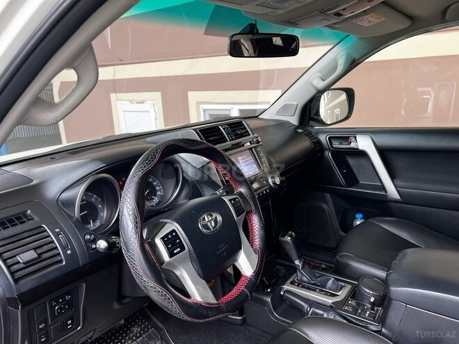 Toyota Land Cruiser Prado 2013, 124,000 km - 2.7 l - Astara